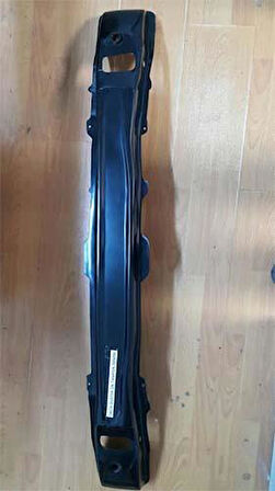 ÖN TAMPON DEMİRİ DACIA DUSTER