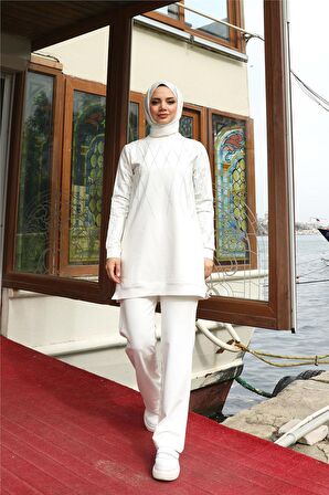 Çarpraz Taş Desenli O Yaka İkili Tesettür Eşofman Takımı - 71185 - Krem