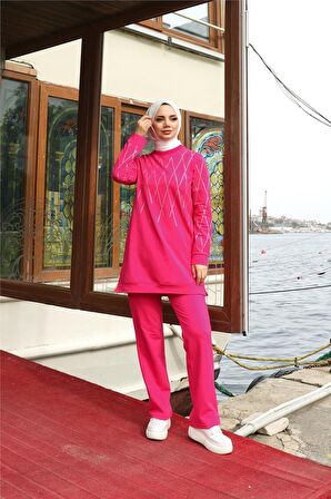 Çarpraz Taş Desenli O Yaka İkili Tesettür Eşofman Takımı - 71185 - Fuşya
