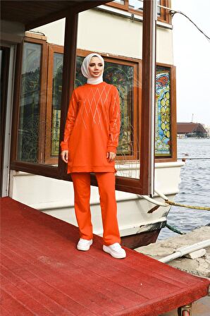Çarpraz Taş Desenli O Yaka İkili Tesettür Eşofman Takımı - 71185 - Oranj
