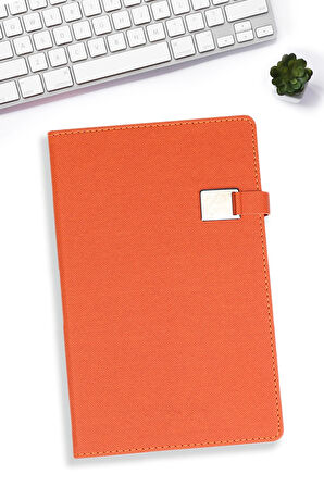 Mıknatıs Detaylı Turuncu Defter
