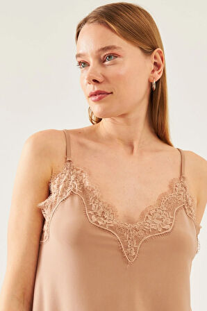 Kadın Kahverengi İp Askılı Dantelli Bluz