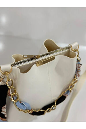 Fularlı 3 gözlü beyaz çapraz ve omuz çantası