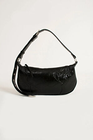 Omuz çantası siyah baget zımbalı çanta trendyestute