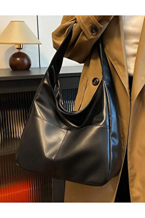 Büyük Kapasiteli Omuz Çantası