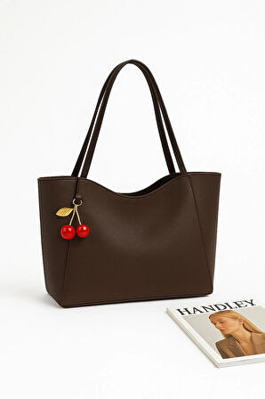 Kiraz Detaylı Omuz Çantası