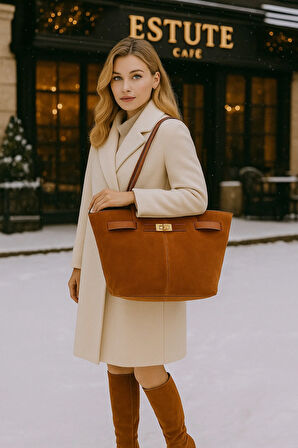 Lüksün Zerafetin Stilin Omuzdaki Asaleti Bu Süet Omuz Çantasında