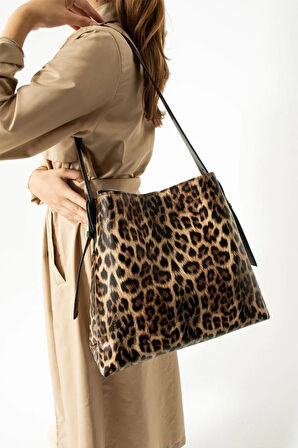 Suet Deri Kadın Omuz Çantası Yavrulu