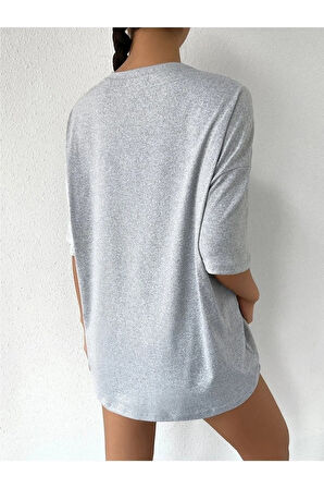Minimal Kalp Baskılı Oversize Tshirt.