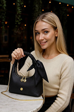 Lüks Fular Detaylı Zincir Askılı Baget Çanta