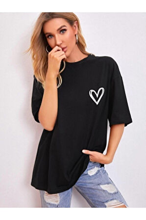 Kalp Baskılı Oversize Tshirt.