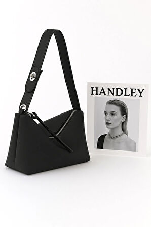 Süet Deri Detaylı Elit Omuz Çantası – Şık ve Modern Tasarım