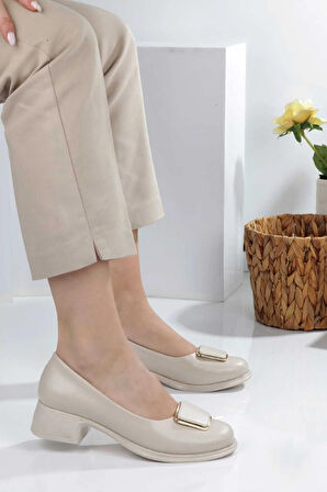 Kadın Topuklu Kare Tokalı Babet