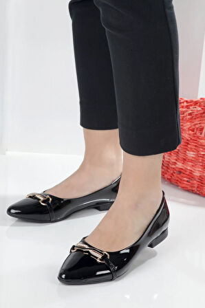 Klasik Taşlı Sivri Burun Kadın Babet