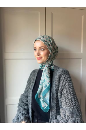 Çiçek Baharı Desen Bambu Eşarp