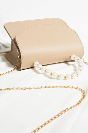 El ve omuz çantası inci boncuklu