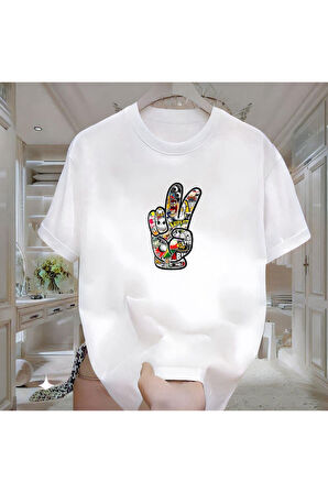 Renkli El Baskılı Beyaz Tshirt