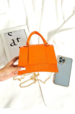 Kadın el ve omuz çantası zincir askılı kroko deri