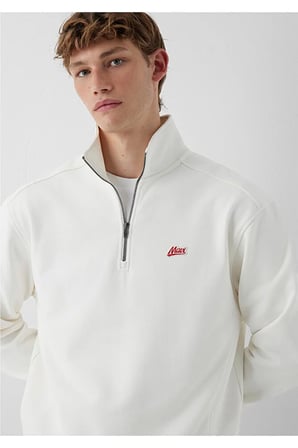 Patch Nakışlı Yarı Fermuarlı Ekru Sweatshirt 10613