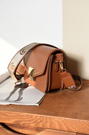 Kadın Mini City Omuz Çantası Kilit Detaylı Çanta