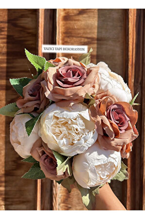 Sonbahar Gelin Çiçeği