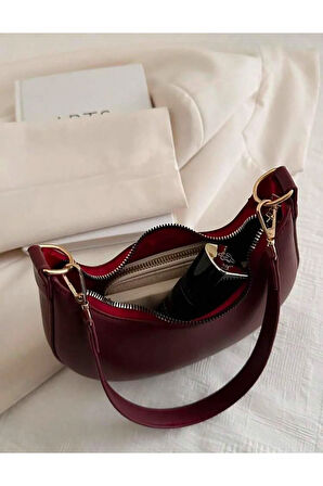 AY DİZAYNLI GÜNLÜK ŞIK TASARIMLI KADIN KOLTUK ALTI BAGET ÇANTA