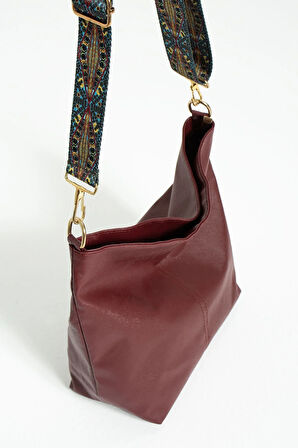 Kadın günlük hayatta kullandığımız en rahat çanta salaş yumuşak deri kolon askılı