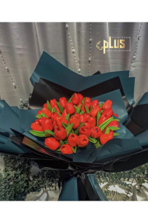 Kırmızı Lale Buketi