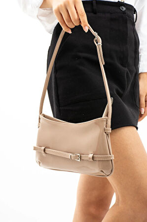 Kemer Detaylı Rugan Retro Çanta