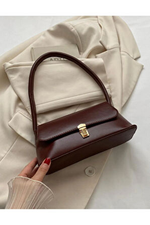 Moi Lena Omuz Çantası Kilit Detaylı Şişe Çanta