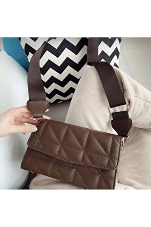 Siyah kolon askılı kapitone kadın omuz çantası