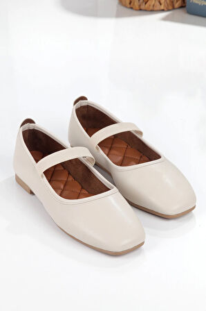 Beyaz Kare Burunlu Balerin Kadın Babet