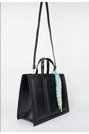 Fularlı Dikdörtgen Rugan Çanta