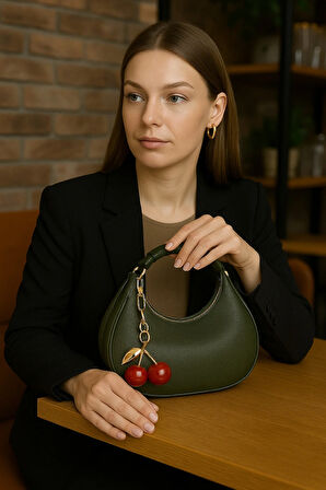 Kiraz Charm Detaylı Omuz Çantası Mini Şık Model