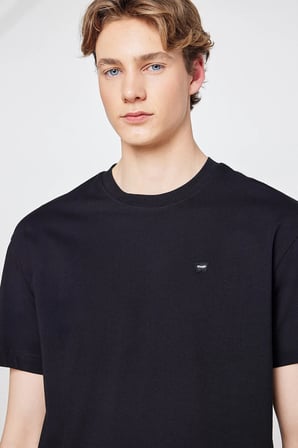 Regular Fit Normal Kesim Bisiklet Yaka %100 Pamuk Siyah Tişört