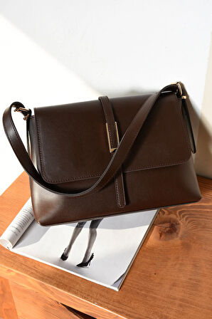 Kadın Şık Tasarımlı Çapraz Askılı Kaliteli Çanta