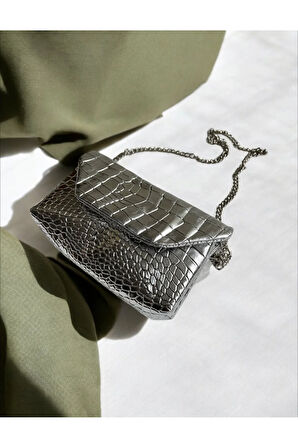 Kadın çapraz zincirli omuz çantası özel gün