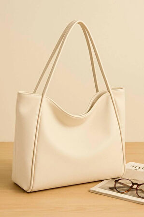 Lüks Büyük Boy Deri Görünümlü Omuz Çantası – Şık & Geniş Hacimli