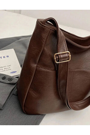 Kadın Omuz Çantası Salaş Yumuşak Deri Astarlı