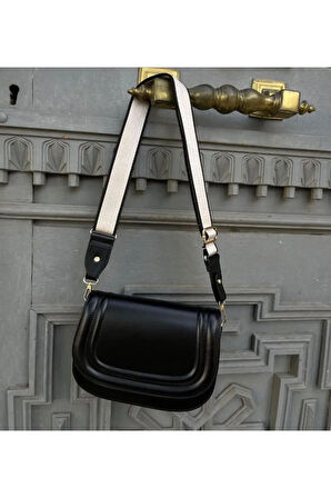 Kanvas Askılı, Kapaklı Çanta Siyah