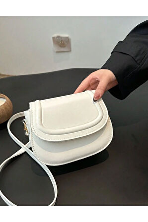 Retro mila çapraz askılı omuz çantası