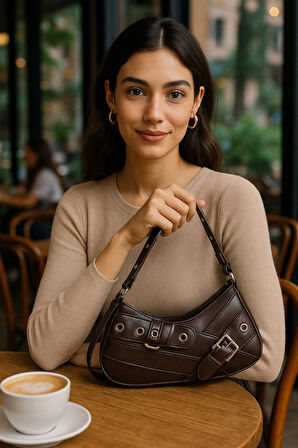 Lüks Zımba Detaylı Baget Omuz Çantası