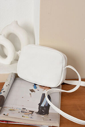 Kadın Günlük Kullanımlık Rahat Omuz Çantası