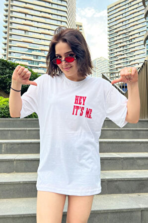 Oversize Hey It's Me Baskılı Siyah Tshirt
