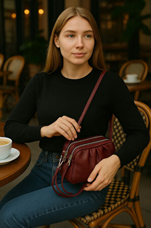 Kadın Çapraz Askılı Çok Gözlü Fermuar Detaylı Omuz Çantası