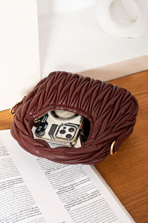 Kadın Büzgü Desenli Kol ve Omuz Çantası