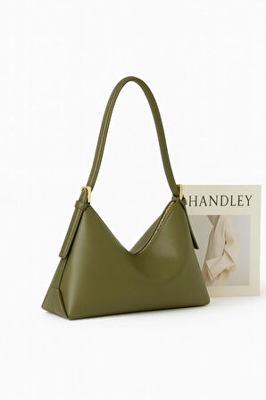 Lüks Suni Deri Omuz Çantası – Gold Detaylı Zarif Model