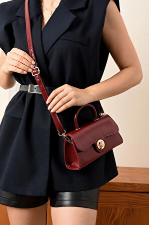 Lüks Mini Özel Tasarım Kilit Detaylı Çapraz Askılı Omuz Çantası