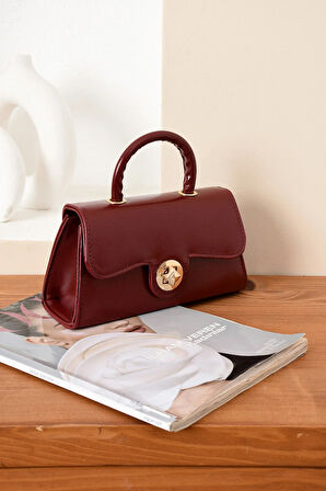 Lüks Mini Özel Tasarım Kilit Detaylı Çapraz Askılı Omuz Çantası