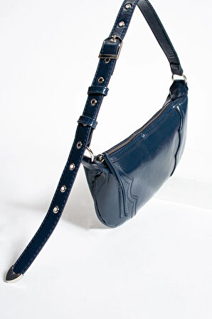 Omuz çantası  baget zımbalı çanta